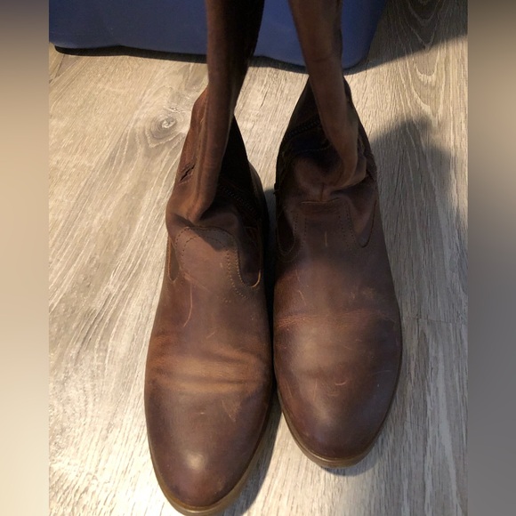 Born Genuine Leather Boots - Picture 4 of 9